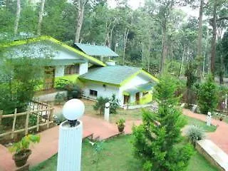 *** Hotel Woodpecker Holidays Munnar India